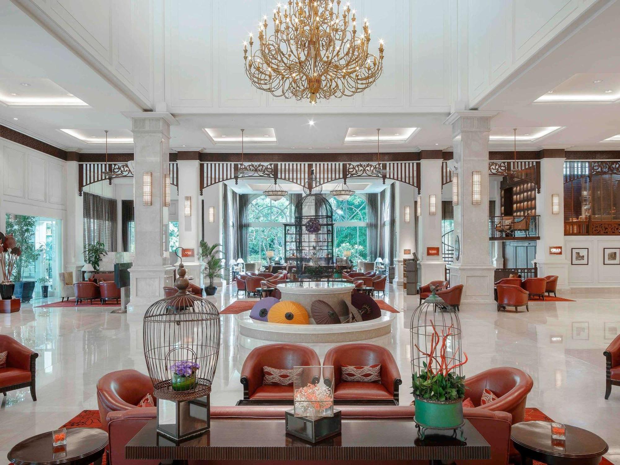 Sofitel Phnom Penh Phokeethra Hotel Bagian luar foto